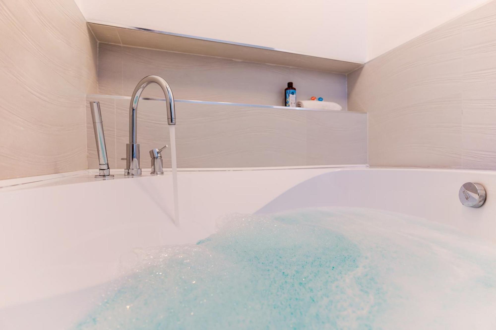 Aqua Comfort Rooms - Eja Sardinia Cagliari Eksteriør billede