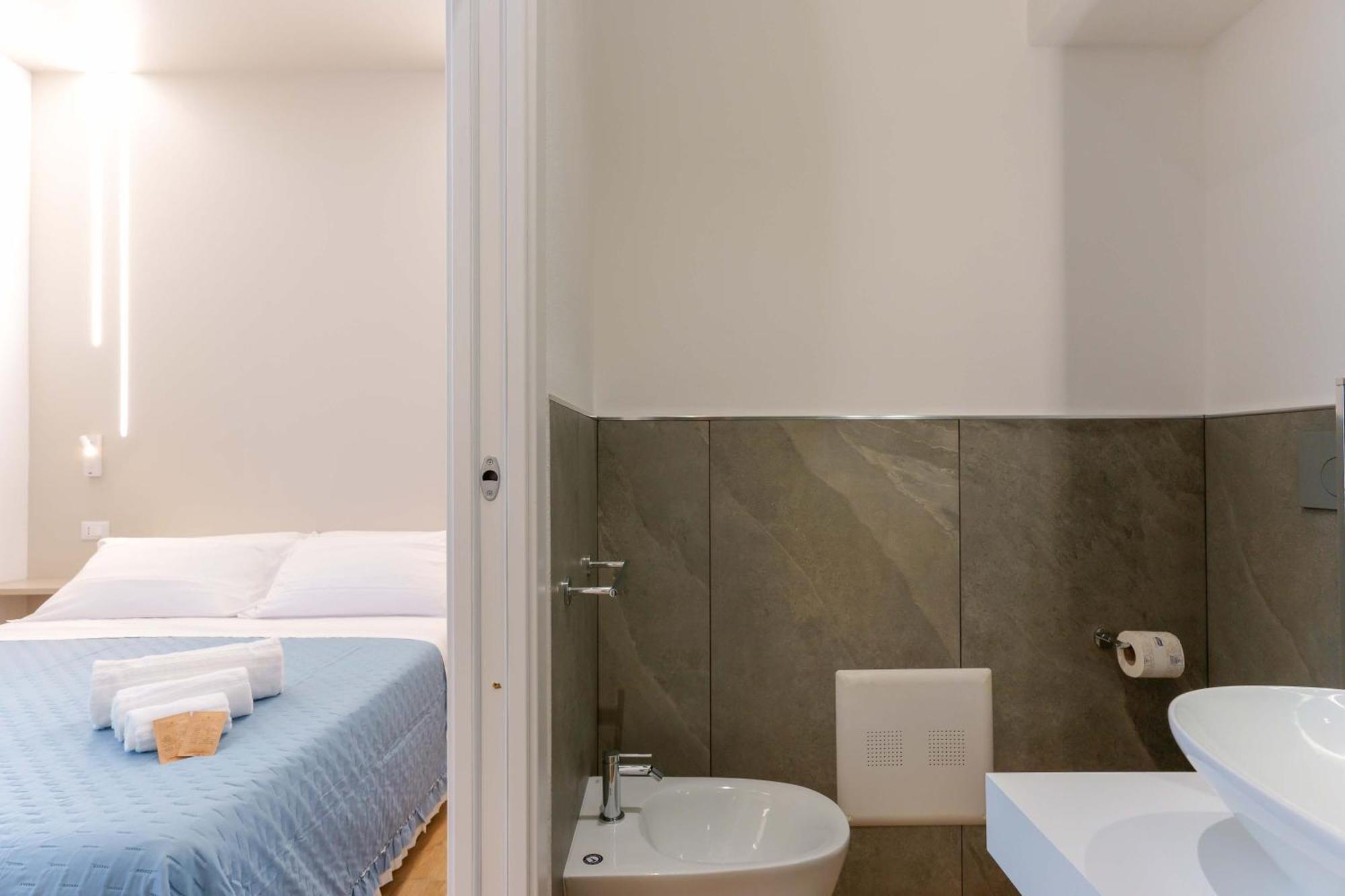 Aqua Comfort Rooms - Eja Sardinia Cagliari Eksteriør billede